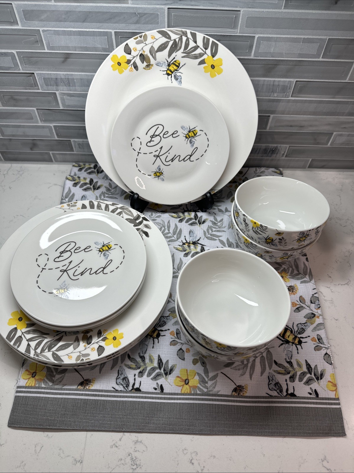 ROYAL NORFOLK “Bee Kind” Floral & Bees~Bowl/Salad & Dinner Plate/Placemat~4 EACH