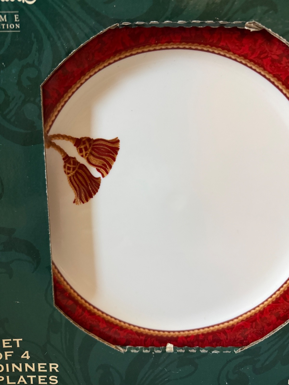 NIB- 4 Hallmark Home Collection-Sakura-Holiday Abundance Dinner Plates 10.5”