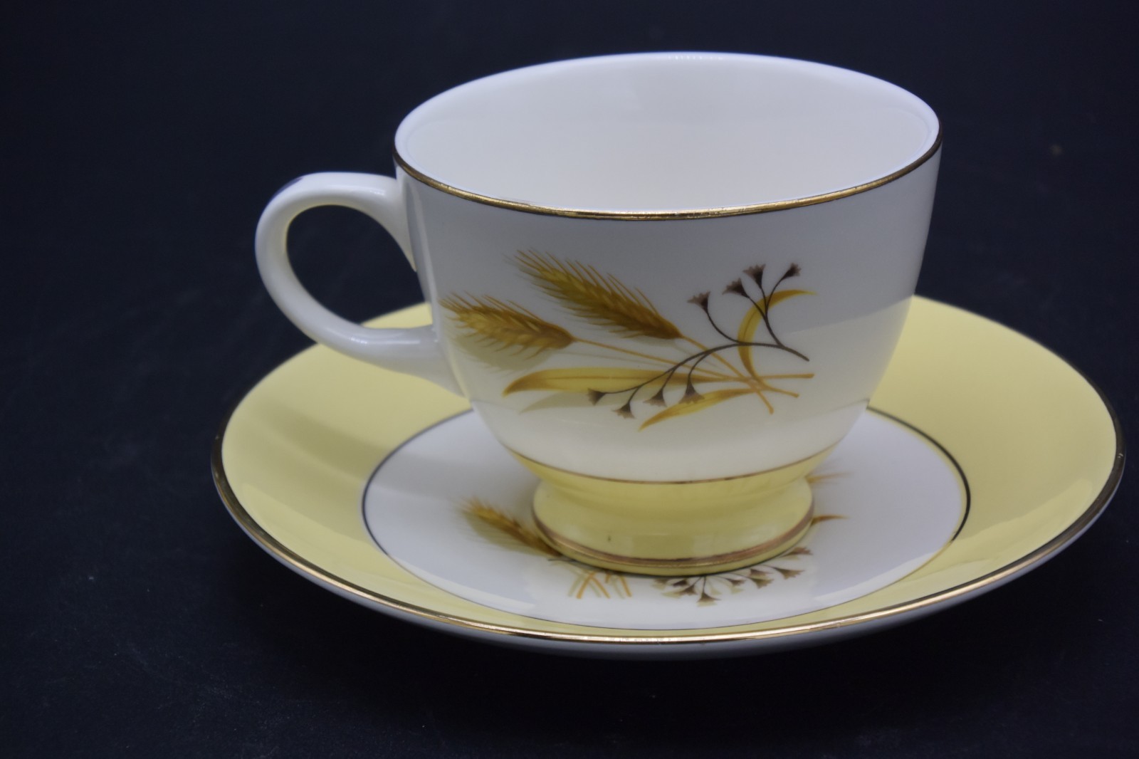 4 Vintage Century Service Co Autumn Gold Cups Saucers Set Wheat Yellow MCM USA