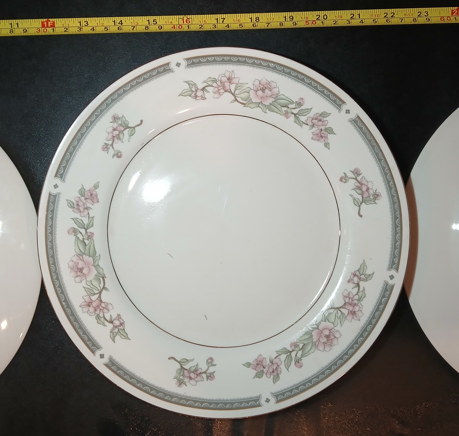 Lot of 6 CHINA PEARL Floral Fine China Plates Dinner Plates