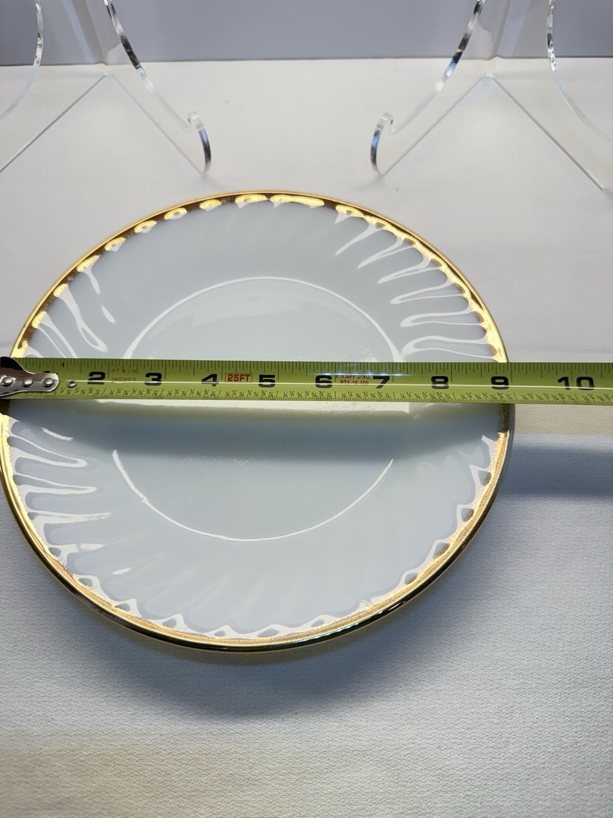 EXCELLENT Fire-King Golden Anniversary 9″ Dinner Plates Smooth Rim Gold Set of 2