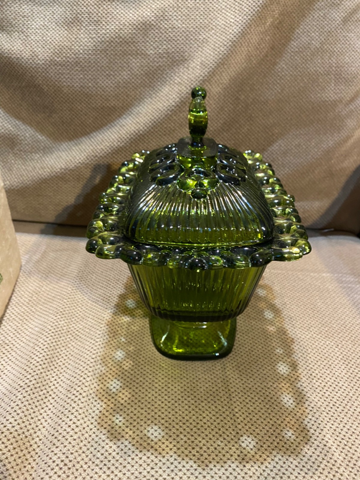VTG Indiana Glass Olive Green Filigree Edge Oblong Candy Dish & Cover in OG Box