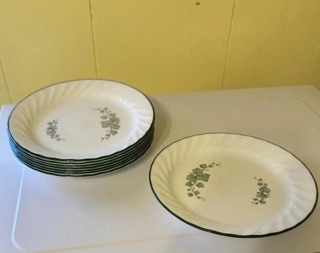 Vintage 1997 Corning Corelle Impressions Callaway 7 1/4” Salad Plate Green Ivy