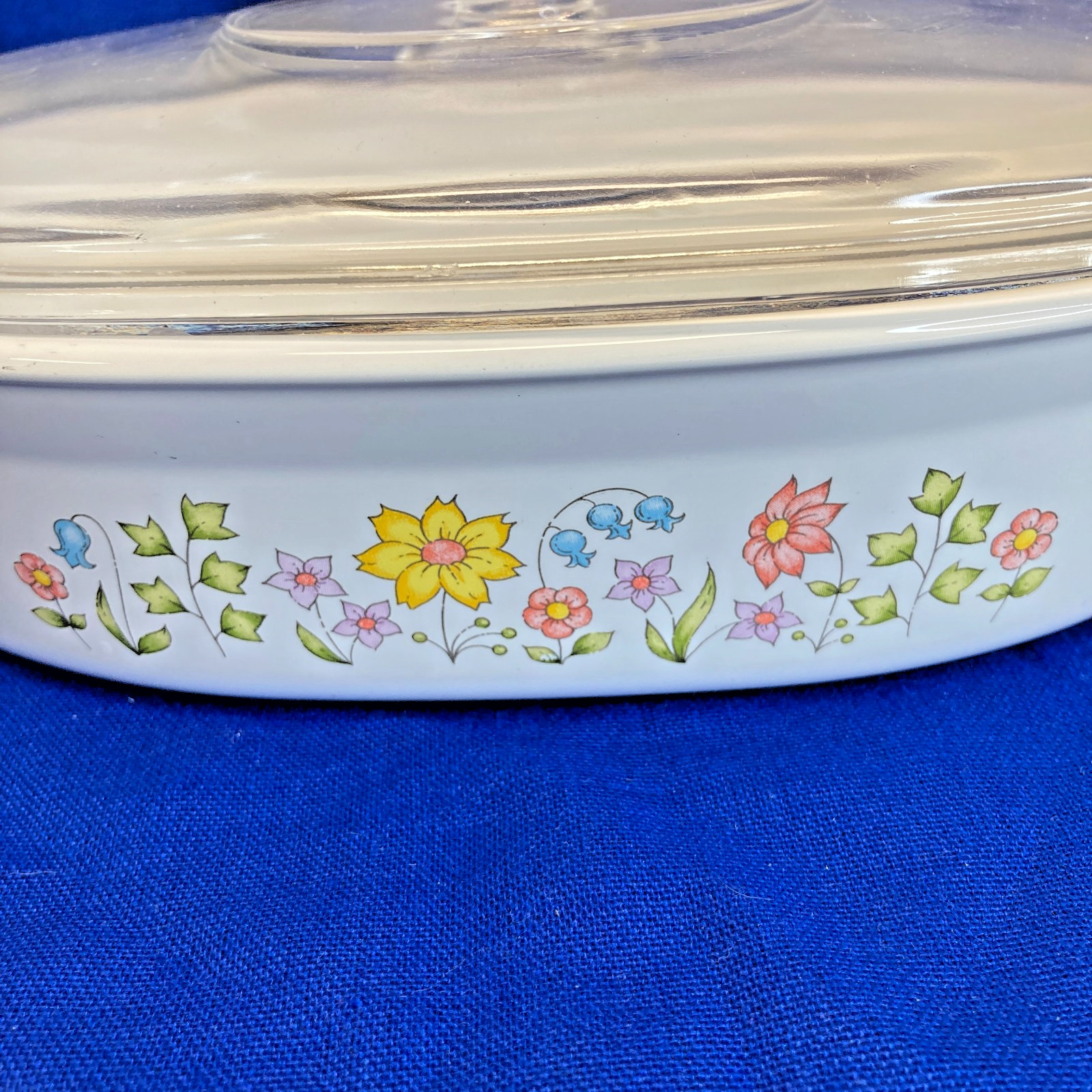 Corning Ware Meadow DC-1 1/2-B W/ Lid Oval Spring Time Flowers 12 x 9″ Vintage