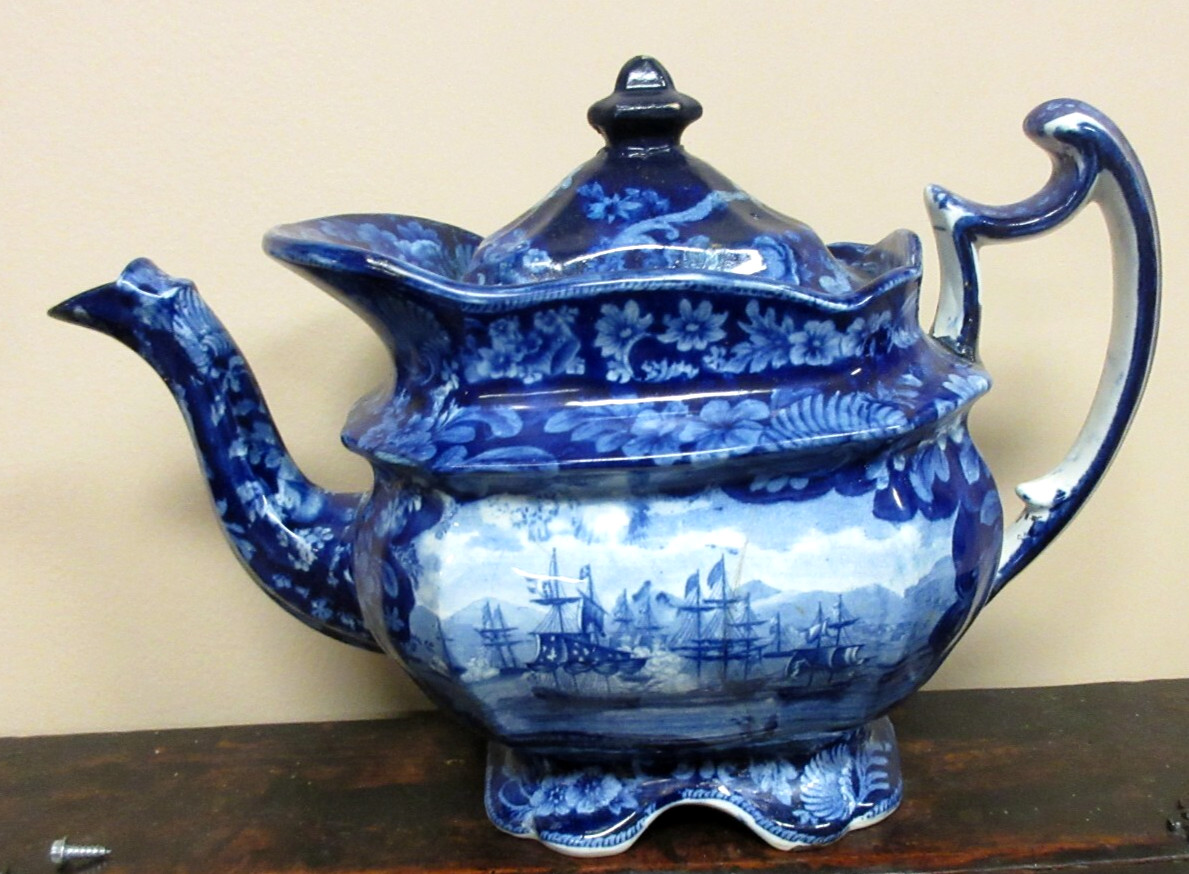 ANTIQUE HISTORICAL BLUE TEAPOT “MCDONOUGH’S VICTORY” AMERICAN VIEW , WAR OF 1812