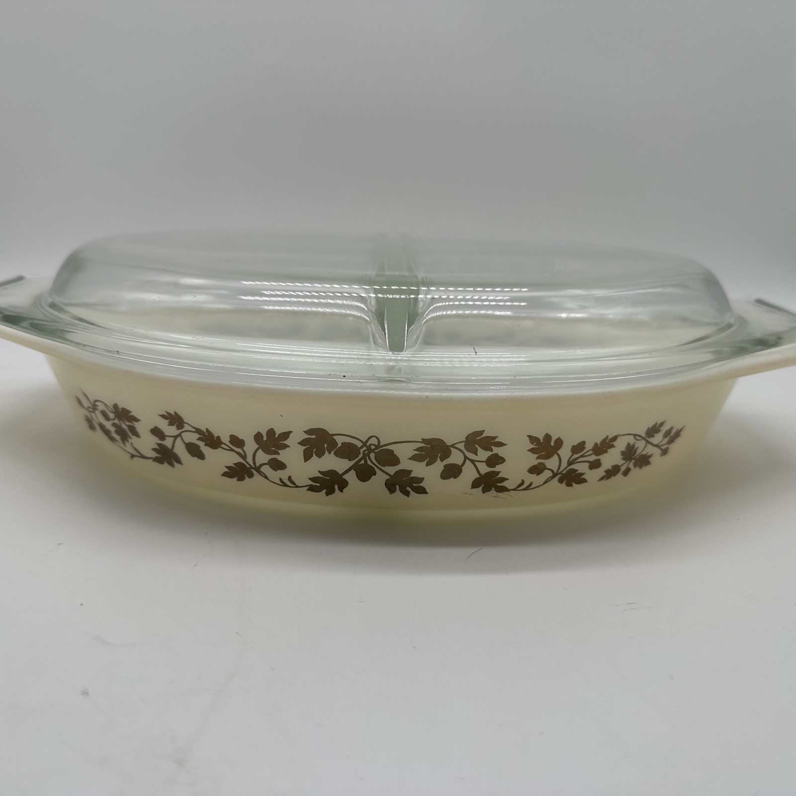 VTG Pyrex Golden Acorn Divided 1.5 Quart Casserole W/ Lid