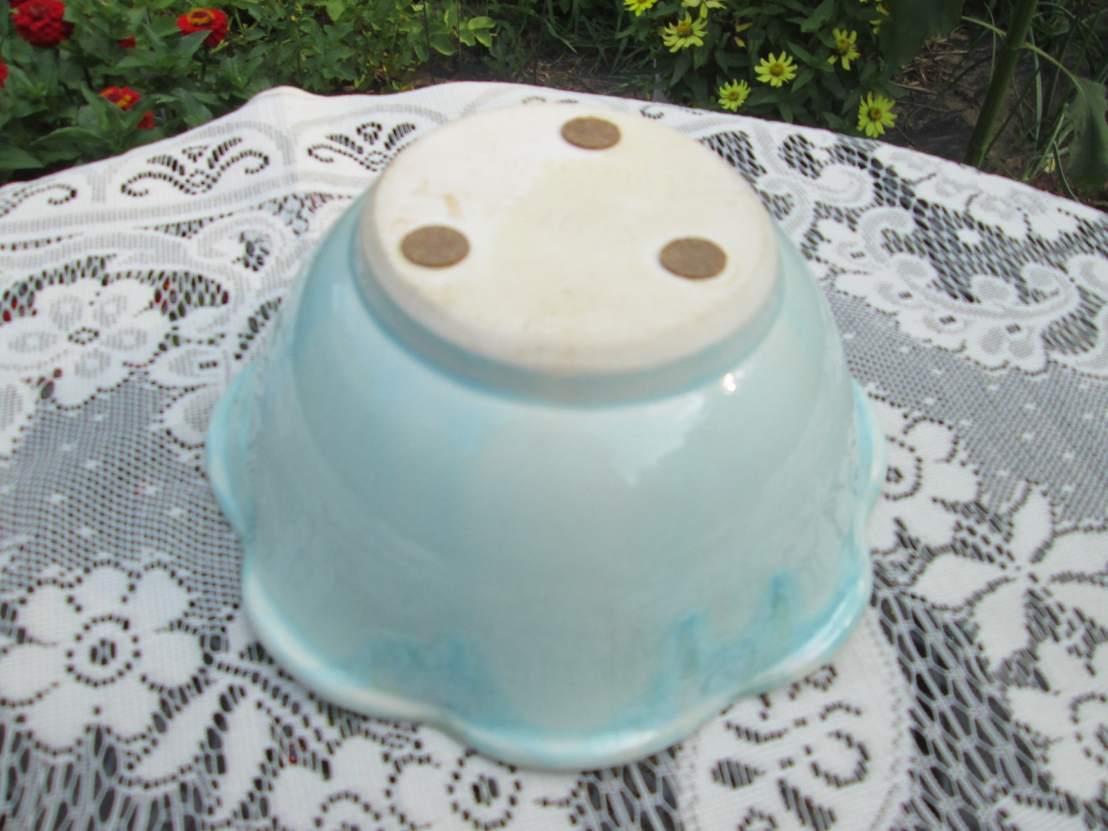 Edgecomb Potters Turquoise blue Scalloped Bowl Pottery Crystalline drip Glaze 9″