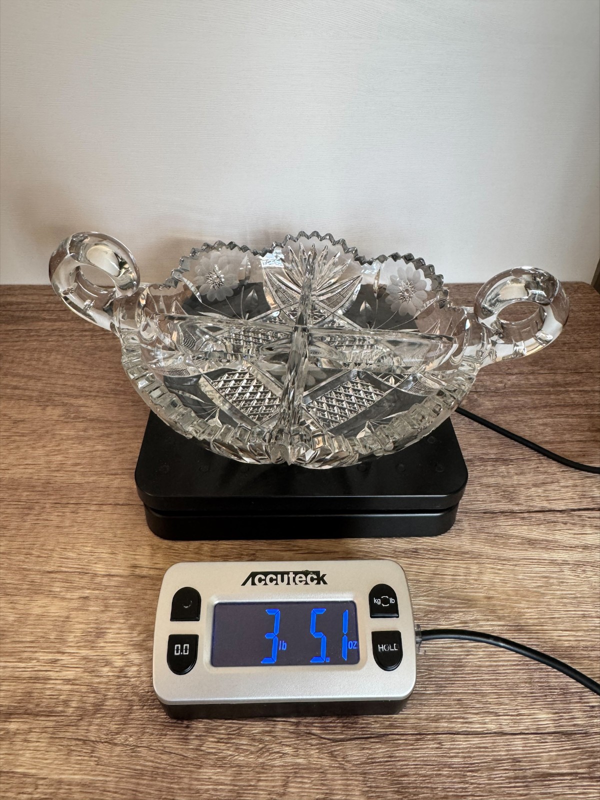 Pretty Vintage Cut Glass Divided Relish Dish with Handles – Starburst 11″x8″