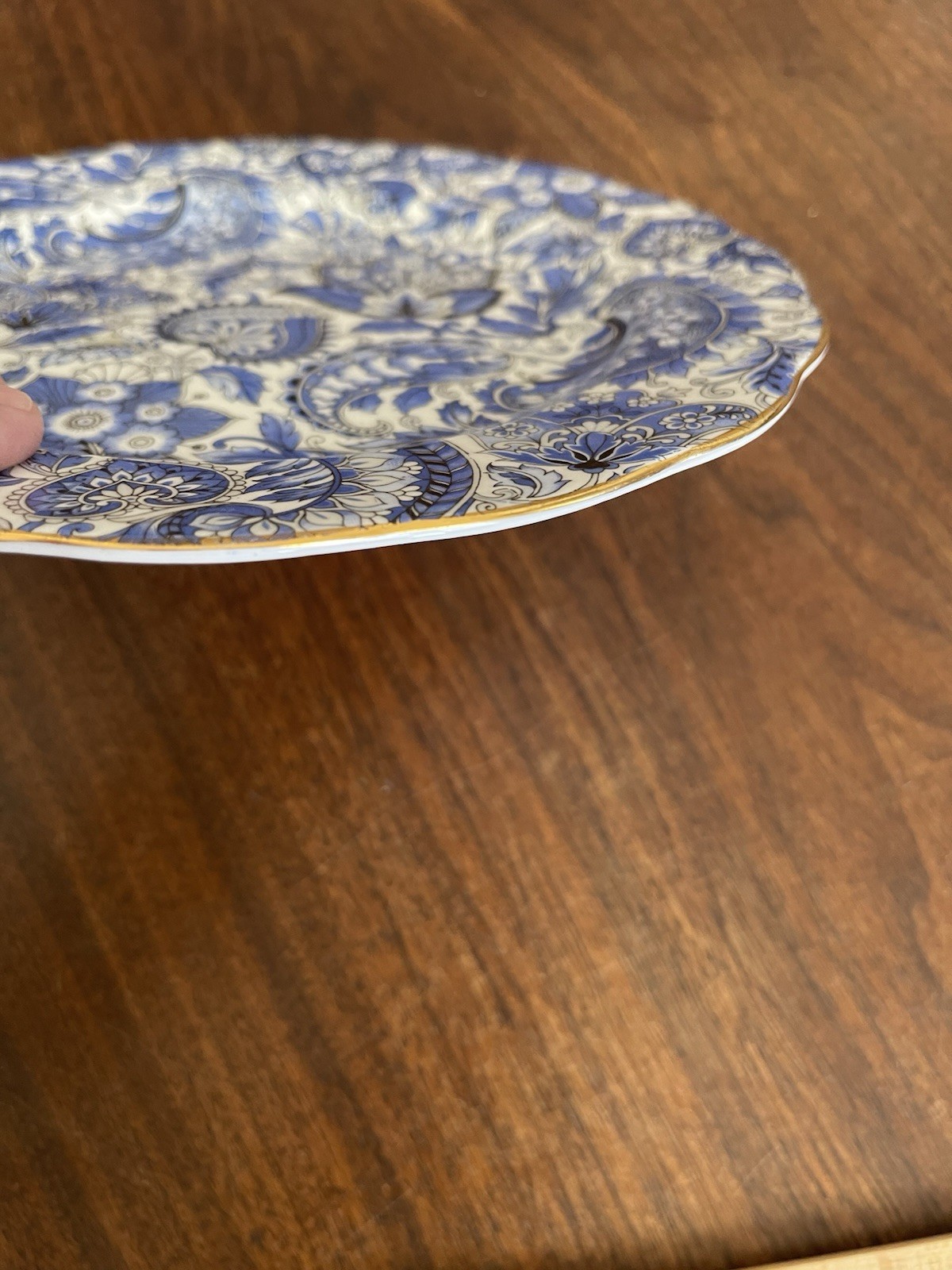 Royal Standard Bone China England Paisley Blue and White Plate Gold Trim
