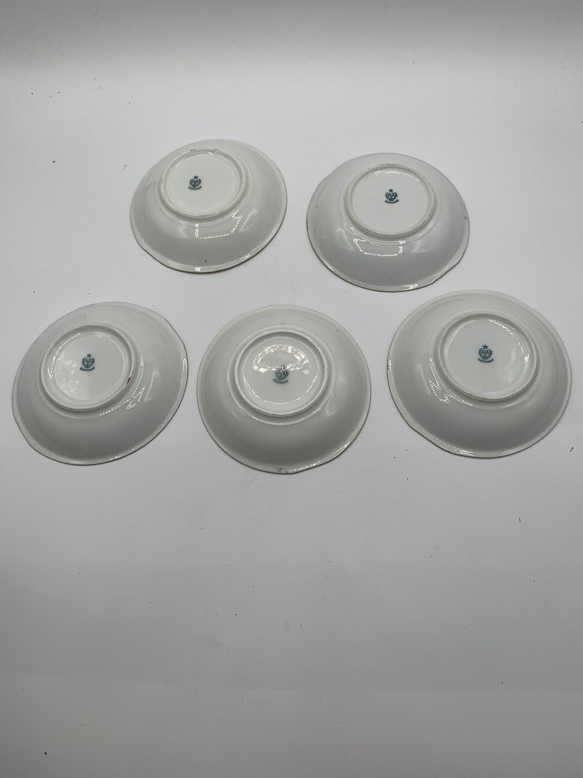 5 RS Germany Bleeding Heart Berry Dessert Bowls 5 1/8″