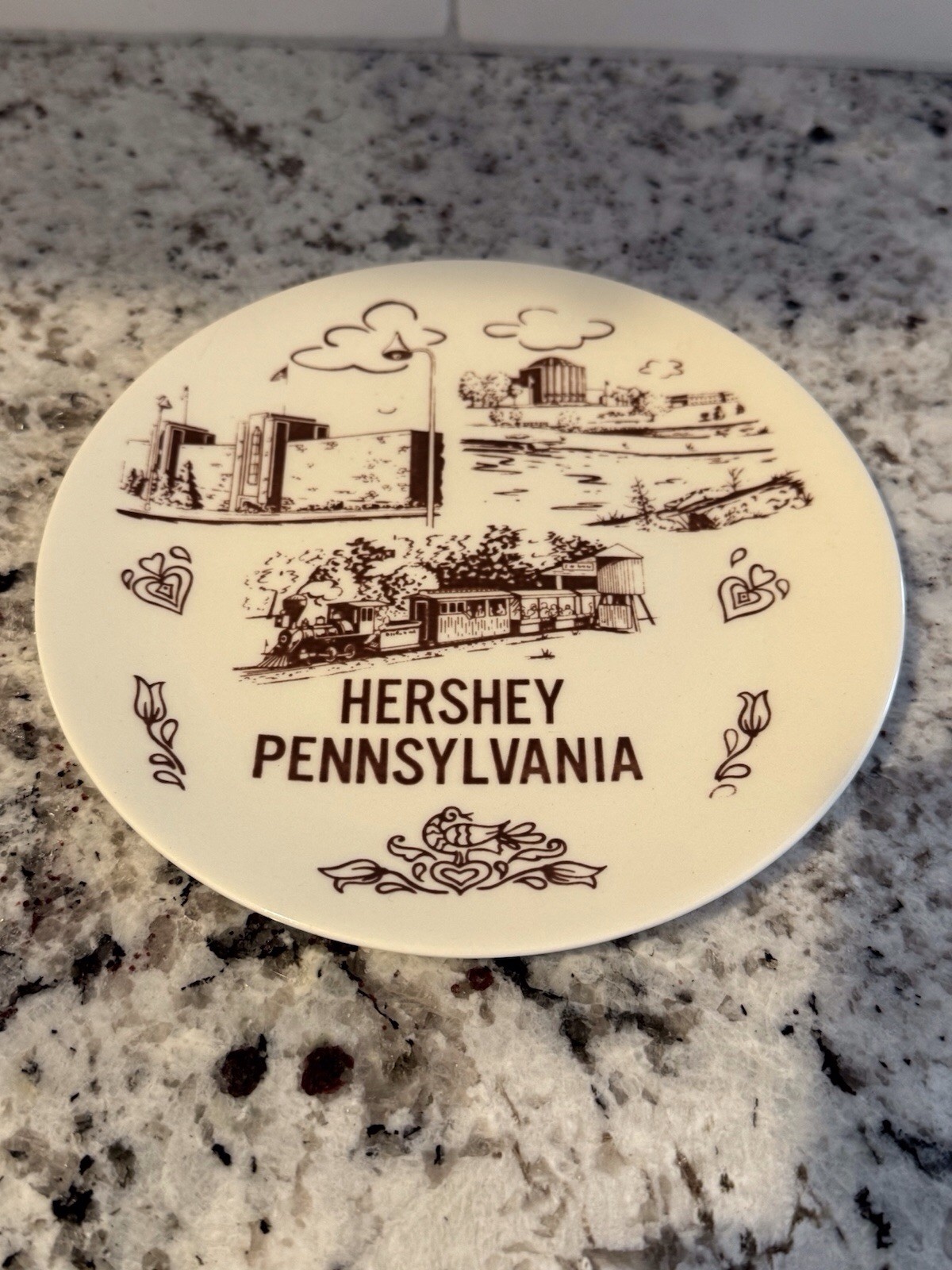 Vintage Hershey Pennsylvania Plate, 6 Inch Diameter, Great Shape