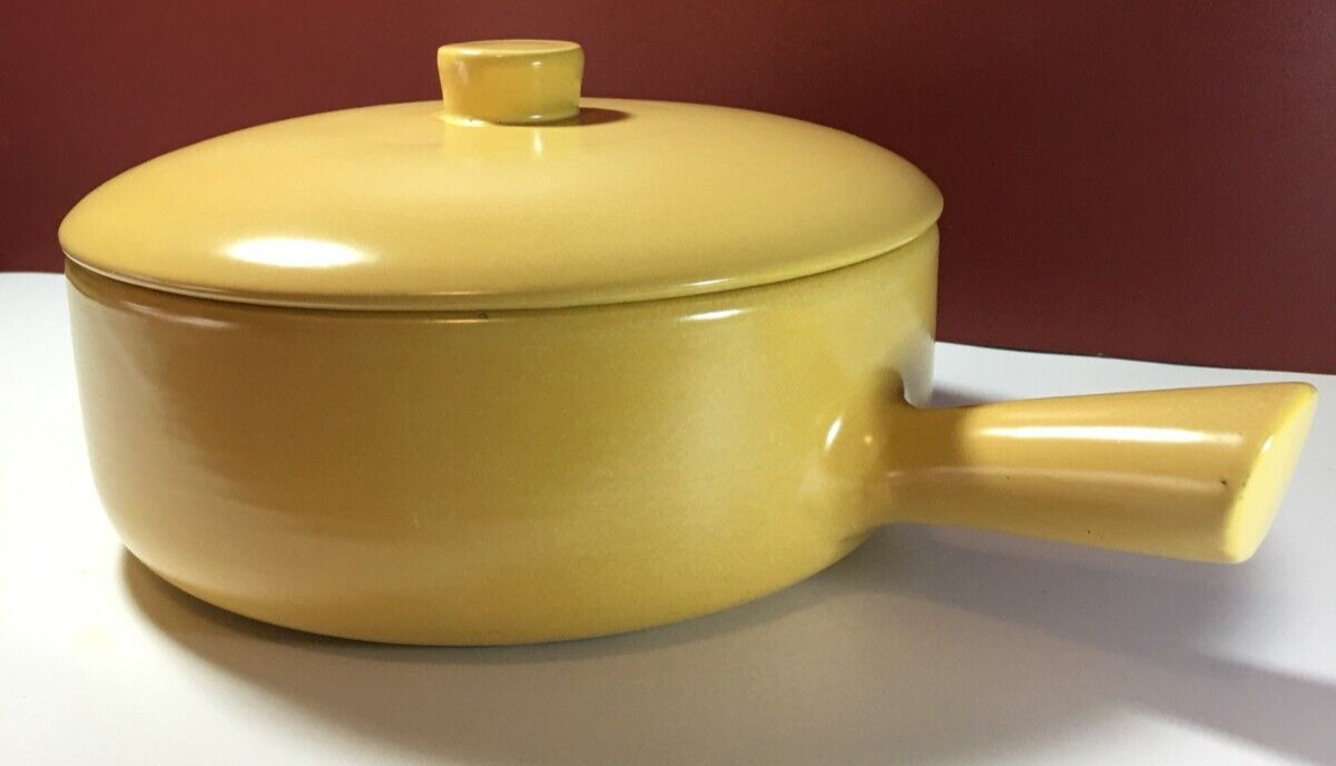La Solana Pottery Stoneware Casserole with Handle & Cover, Yellow – 9″ – 64 oz.
