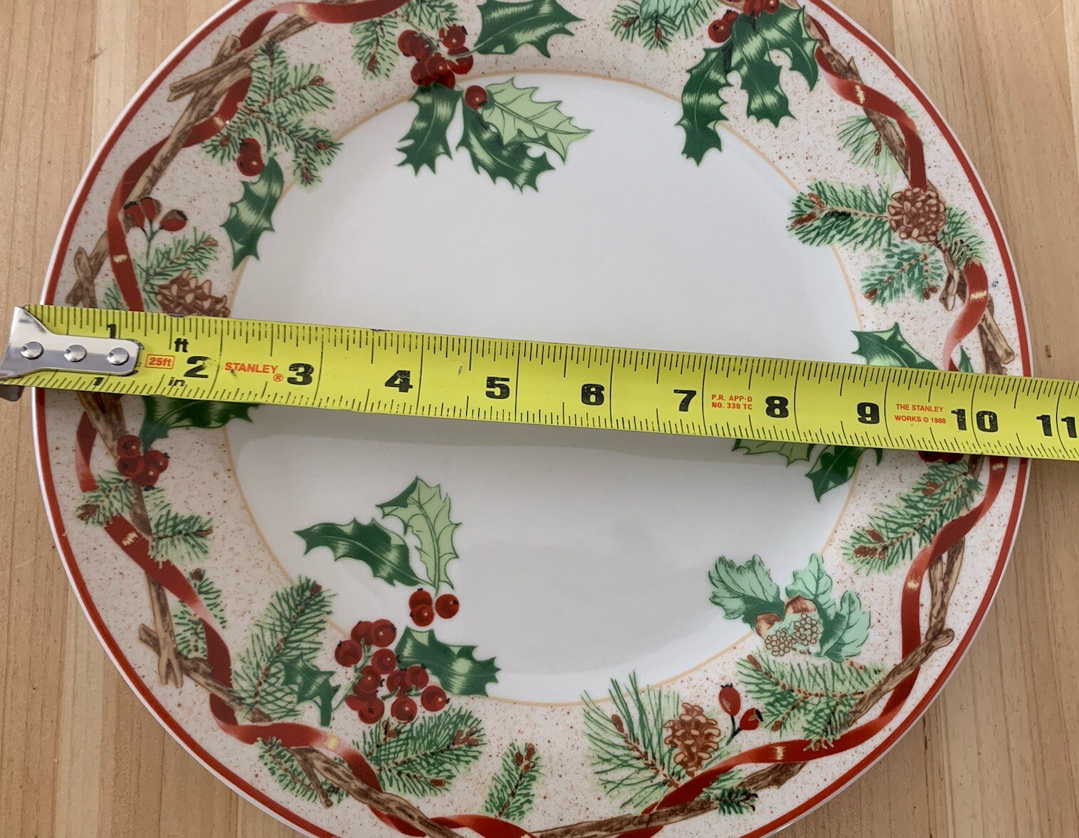 12 piece Block Basic Festive Ribbon Vintage (2000) Christmas Holiday Dishes