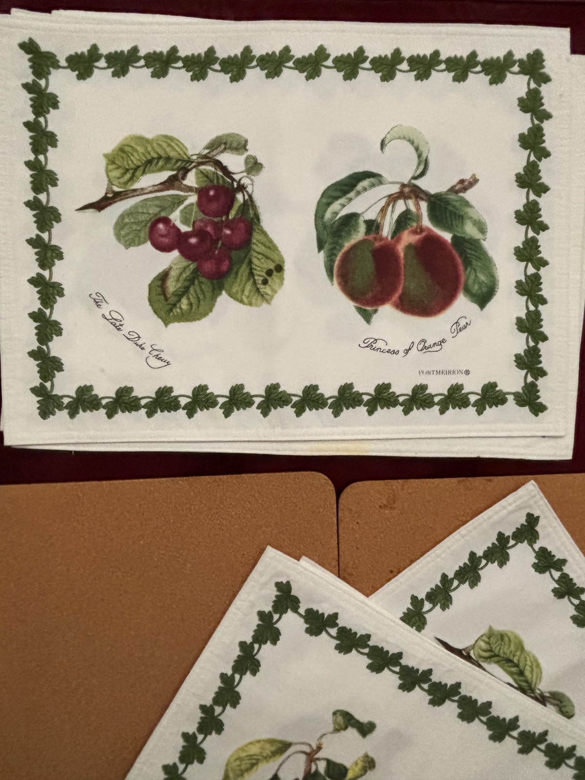 Portmeirion Pomona Set of 4 Cork & 8 Cloth Placemats