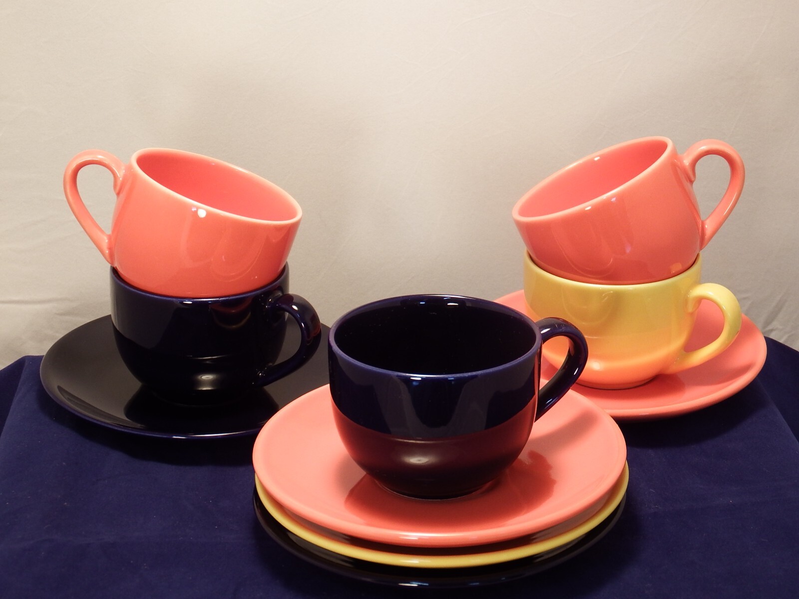 VISTA ALEGRE KERATABLE COBALT BLUE YELLOW ORANGE (5) CUPS & SAUCERS EXCELLENT