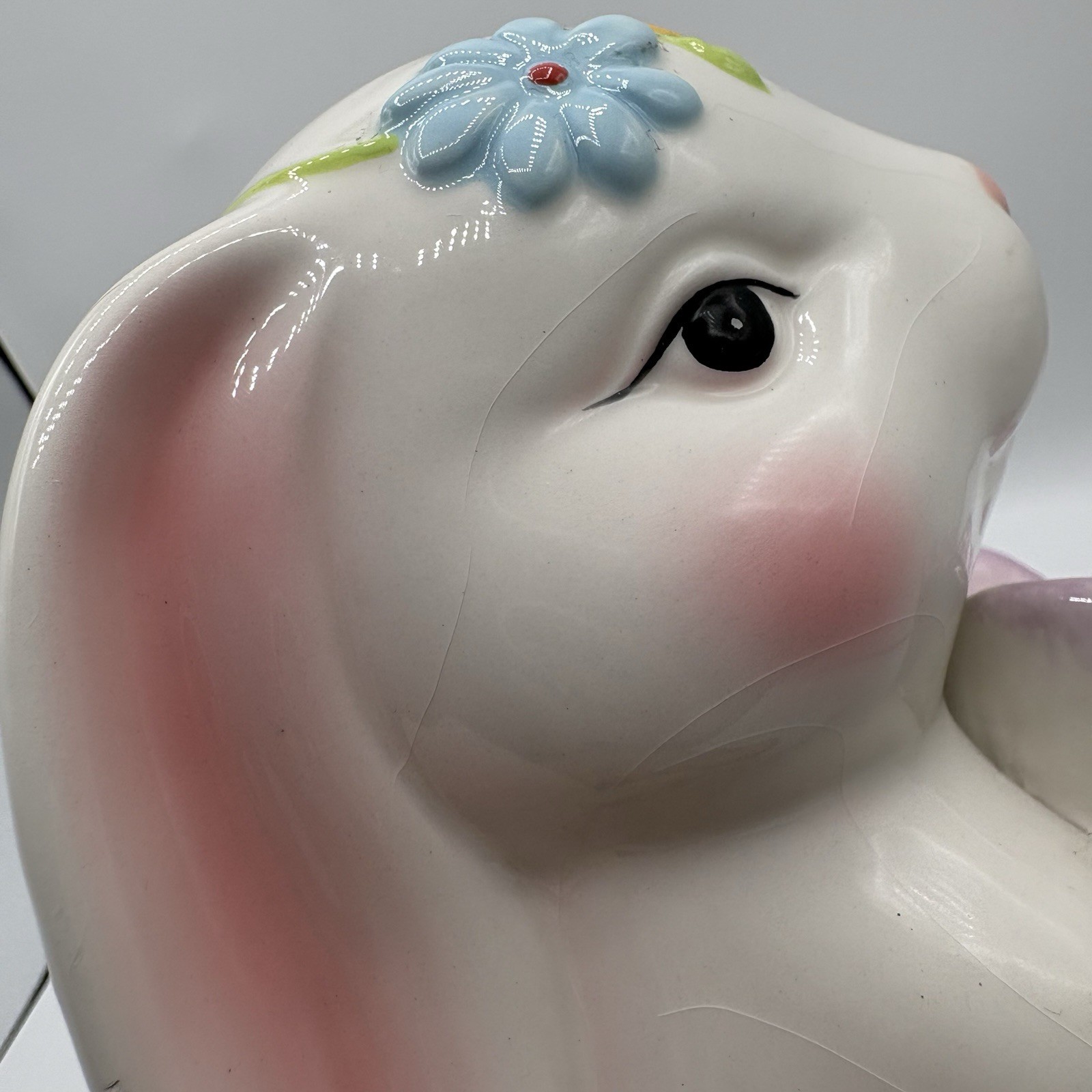 Fine Ceramic Bunny Rabbit Holding Pink Tulip Flowers Candy Candle