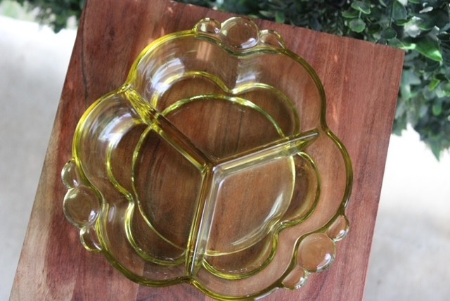 Vintage Avocado Green Glass 3-Part Relish Dish Divided Appetizer Tray