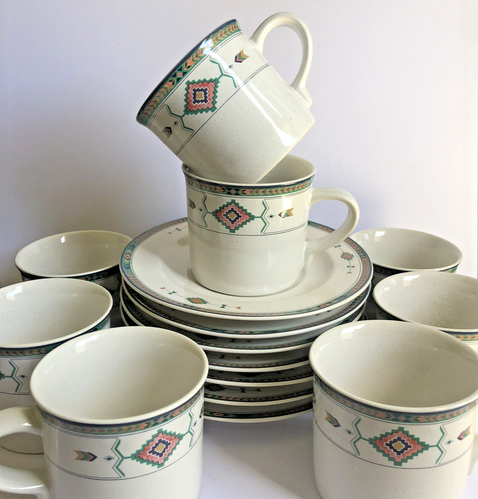 Studio Nova Adirondack Y2201 Coffee Cups 8 And Saucers 7 Round Aztec Speckled