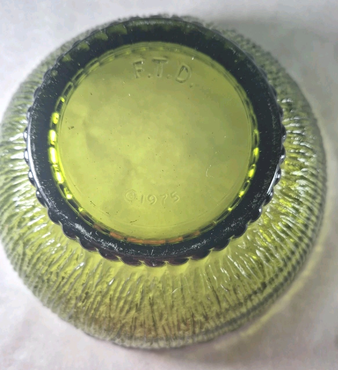 vintage 1975 indiana green textured glass bowl Stamped FTD & 1975 on bottom