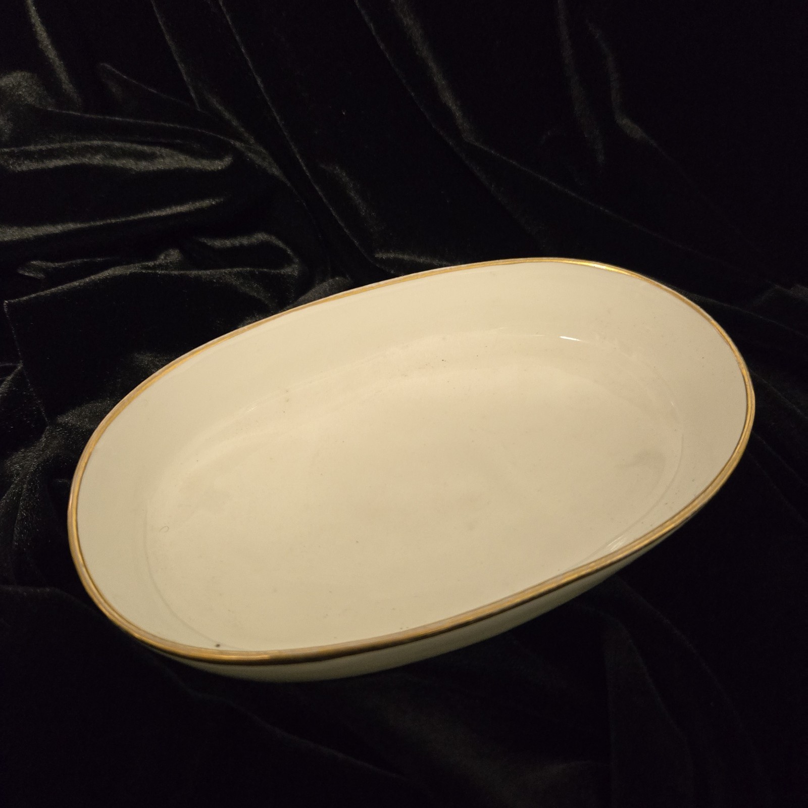 Richard Ginori 6.75×4″ Ivory Oval Minimalist Simple Trinket Dish Italy Gold Trim