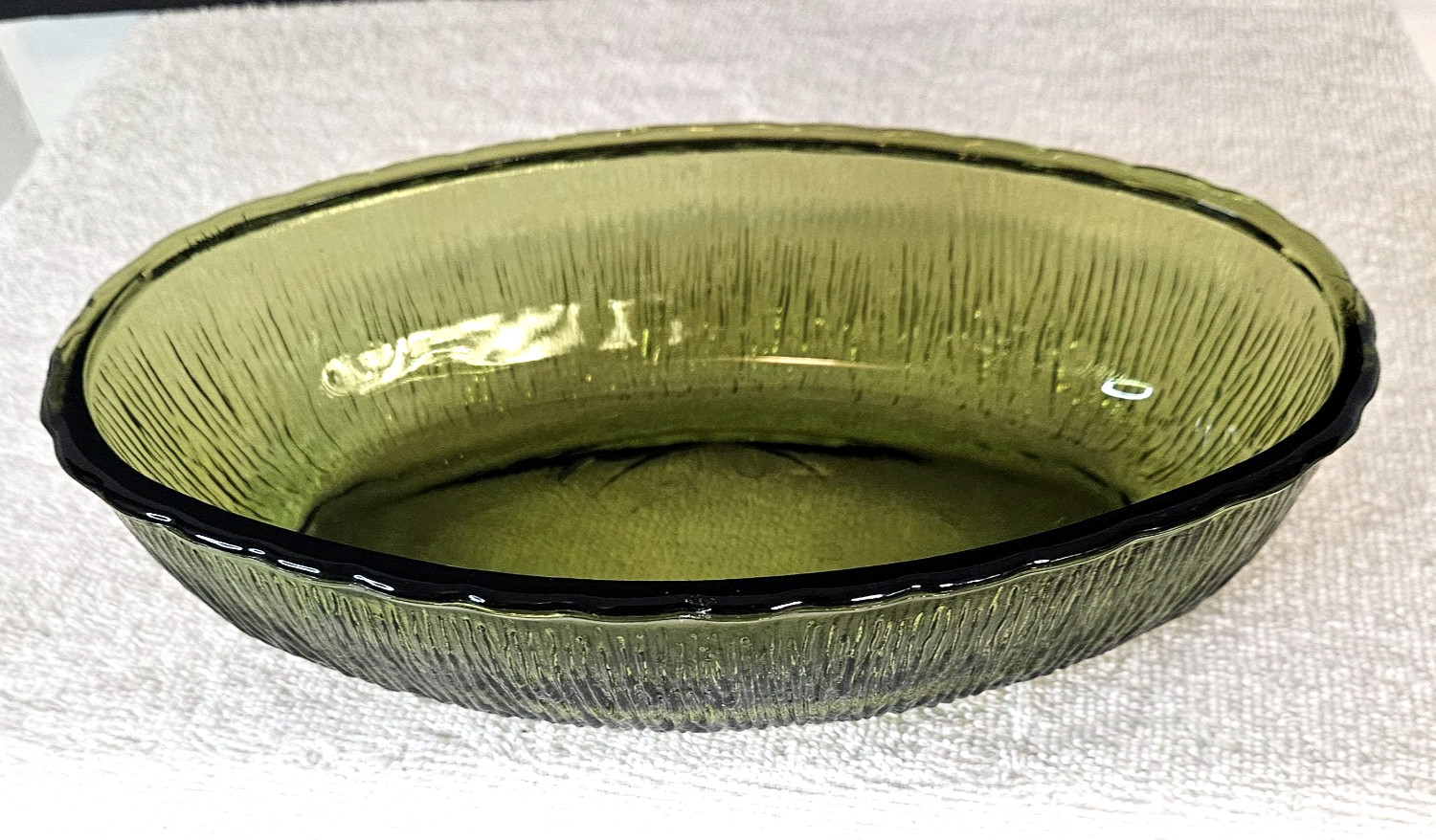 Vintage FTD 1975 Avocado Green Glass Oval Serving Bowl Floral Centerpiece Dish