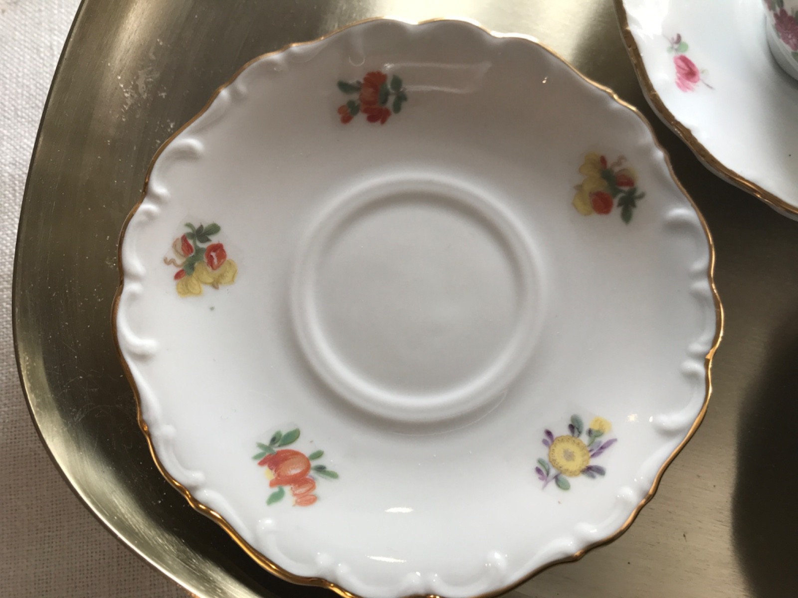 VTG Mitterteich Bavaria Meissen Floral Teacup & Saucer, Set of 4, Gold trim EUC