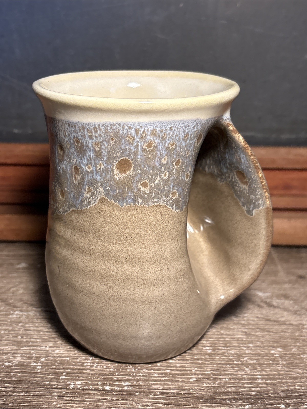 Neher Art Pottery Hand Warmer Mug Signed Tan Blue Gray Drip Glaze 2019 E11