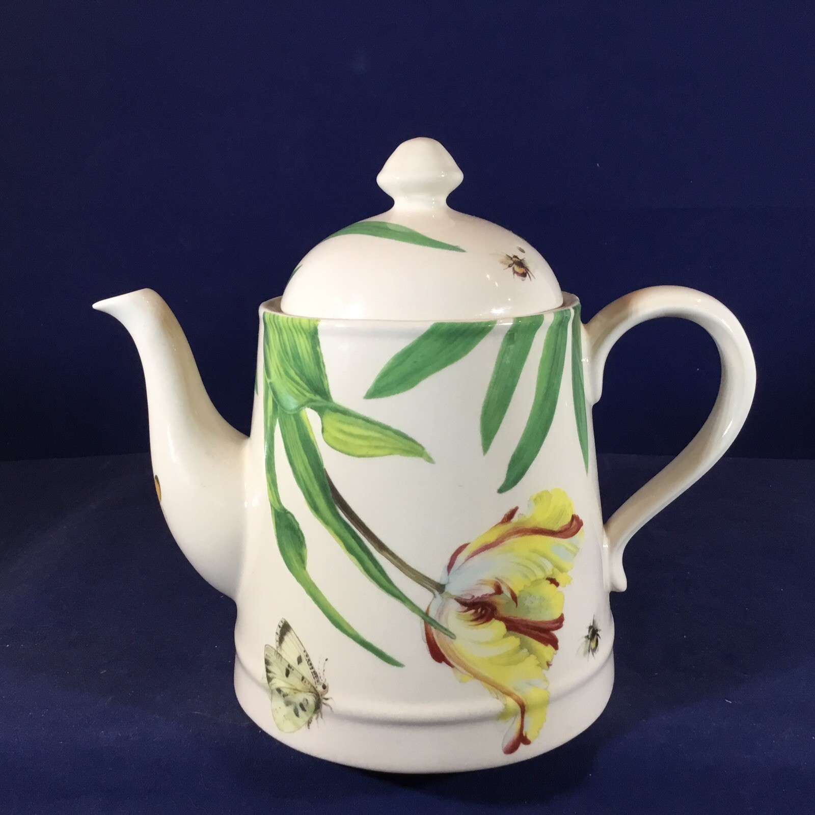 SPODE Porcelain ‘Floral Haven’ COFFEE or TEA POT w Butterflies Bees Model S3767