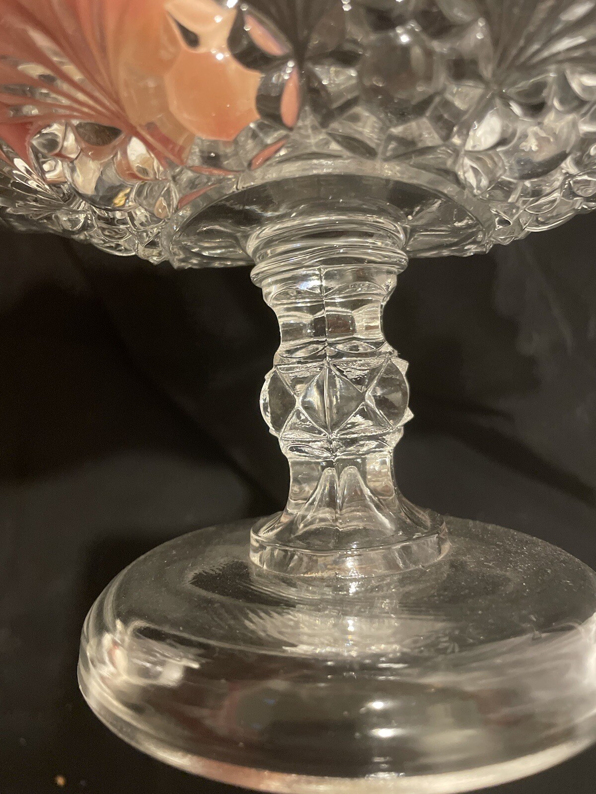 Bryce Higbee CHARM Rosette and Palms Banana Stand Clear Glass 6” Tall