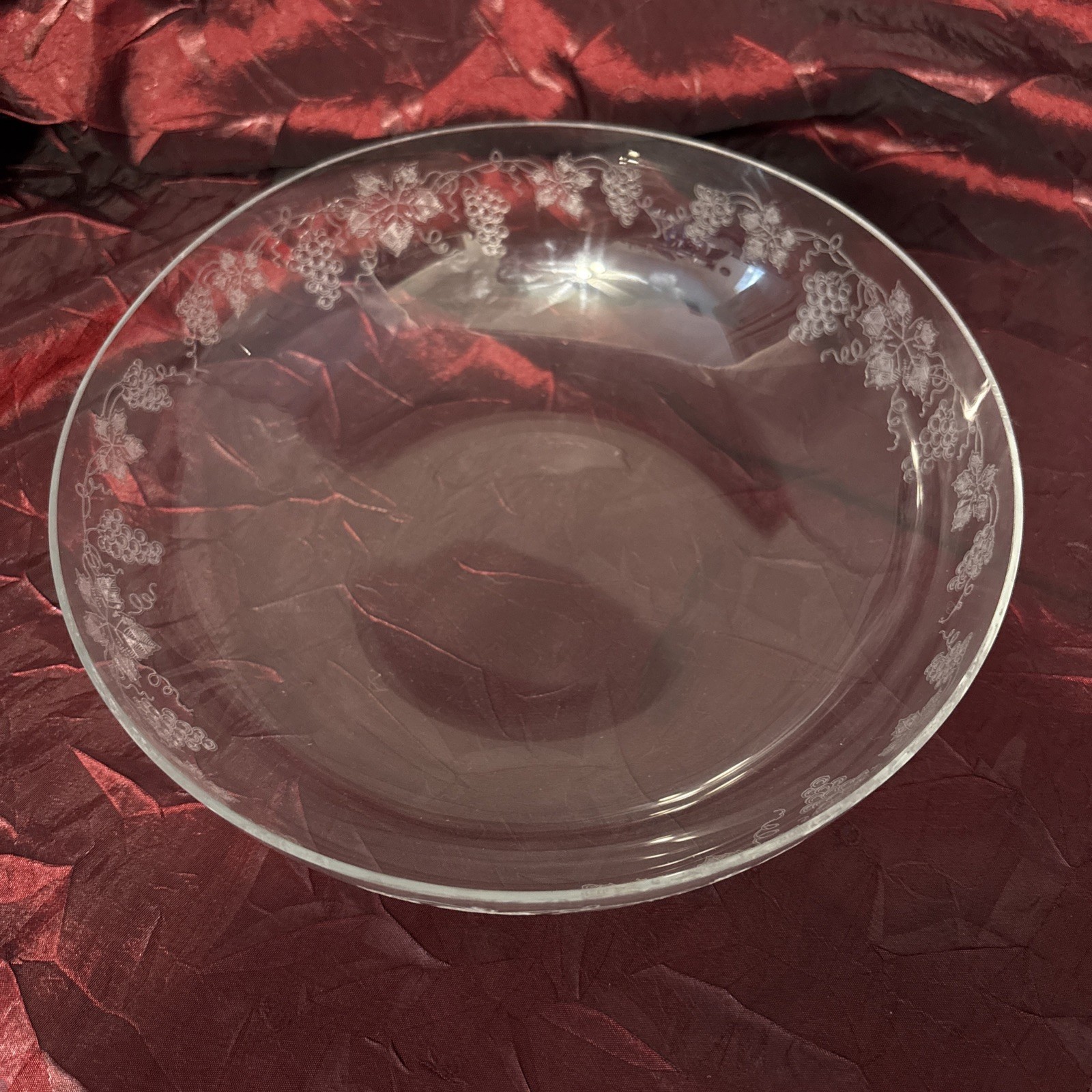 Vintage Fostoria Large Thin Blown Glass Fruit Bowl Etched Grapes And Leaves EUC