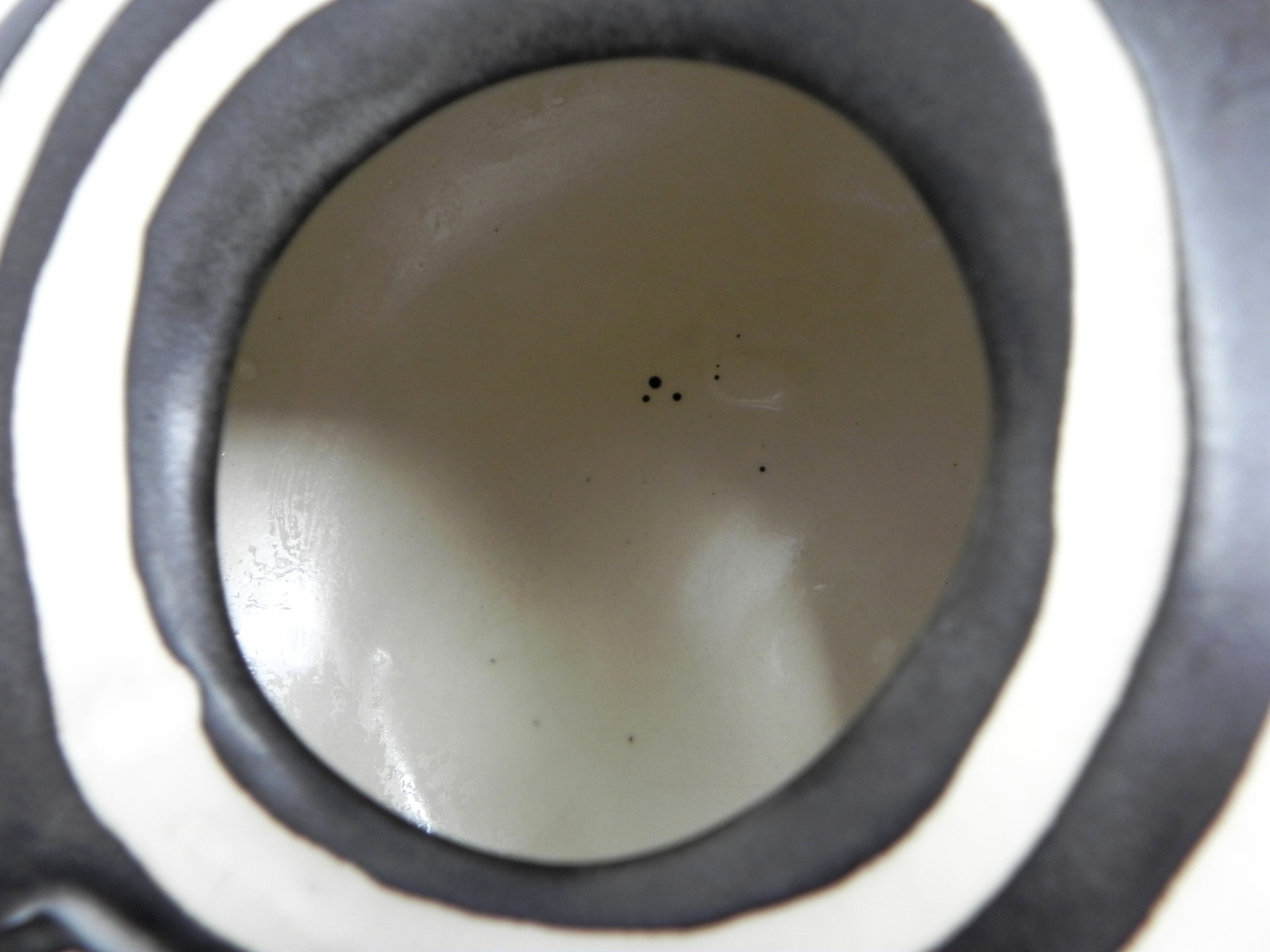 RARE Kathy Erteman 1993 Postmodern Art Pottery Ceramic Teapot Guggenheim Insert