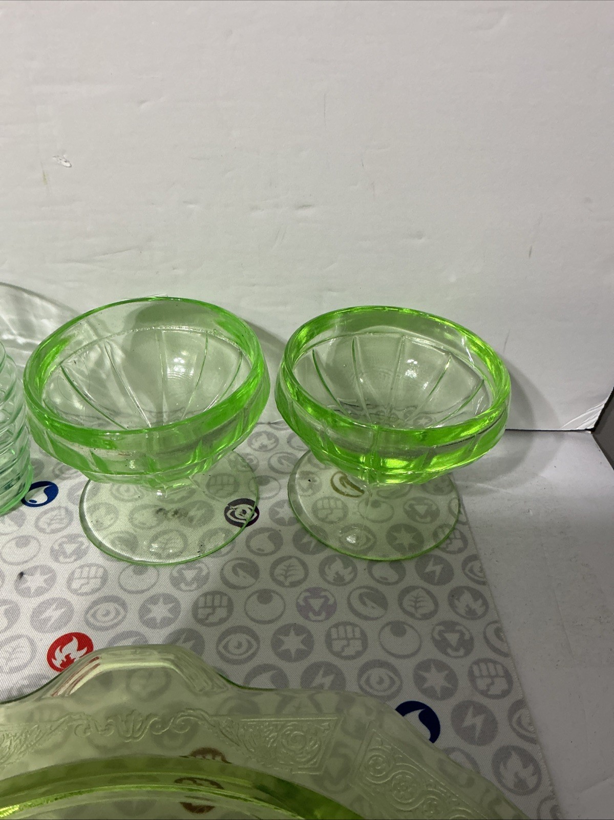 Mixed Lot 7 Piece Vintage Uranium Glass – Candy Bowl – Desert Bowl – More! Look!
