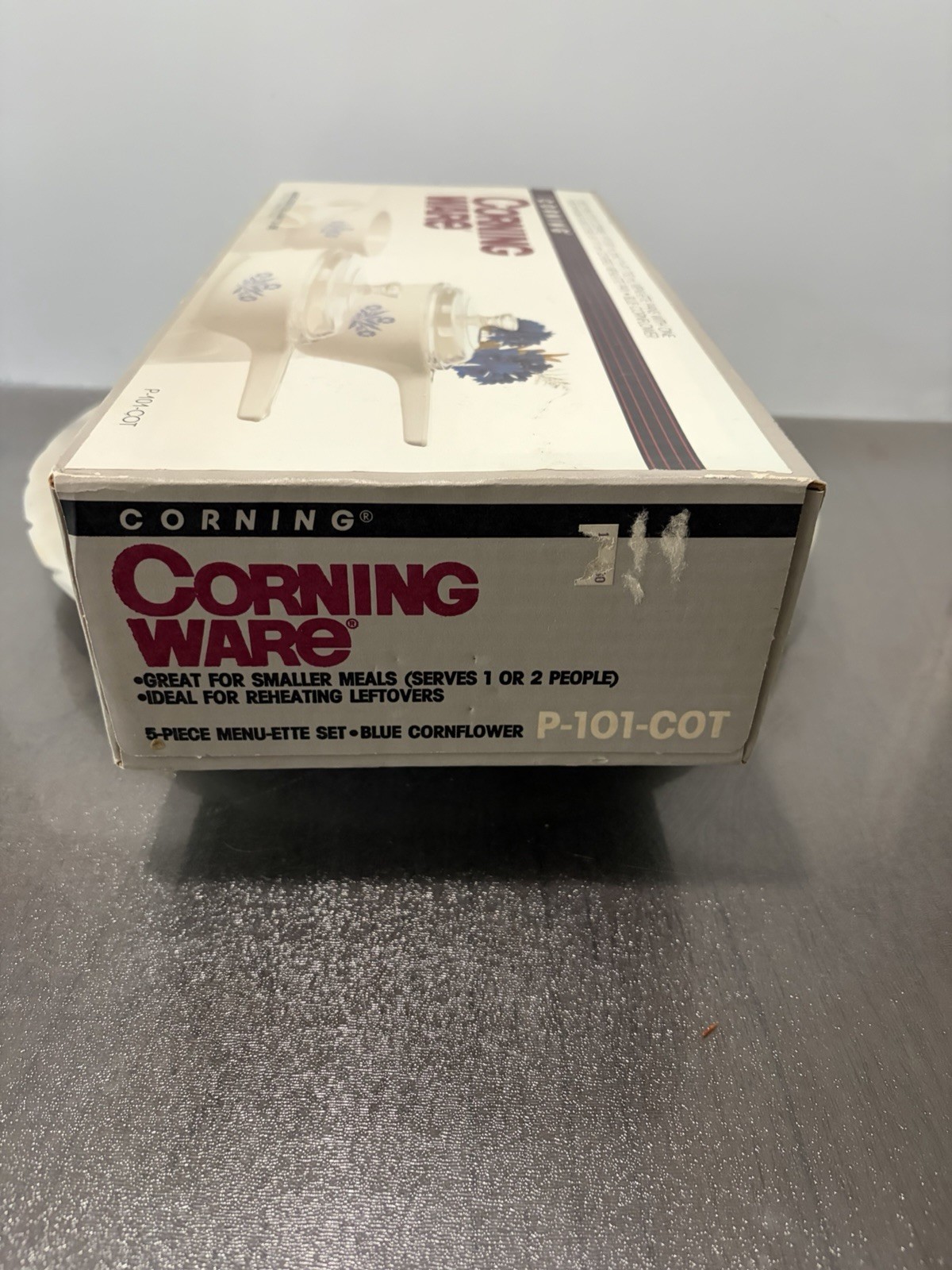 New Vintage 1985 Corning Ware 5 Piece Menu-Ette Set in Blue Cornflower P-101-COT