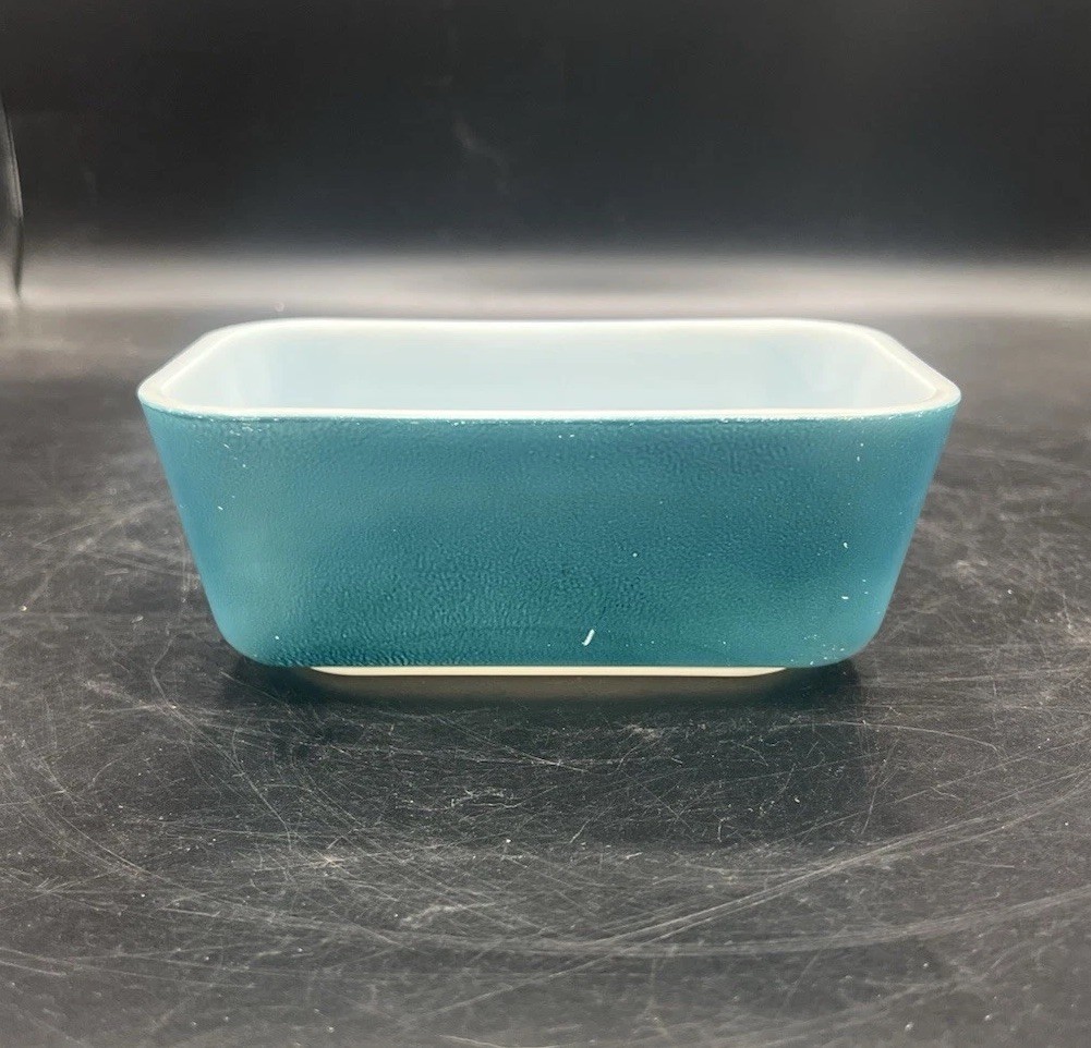 Pyrex Primary Blue Refrigerator Dish T.M. Reg A-32 502-B Vintage