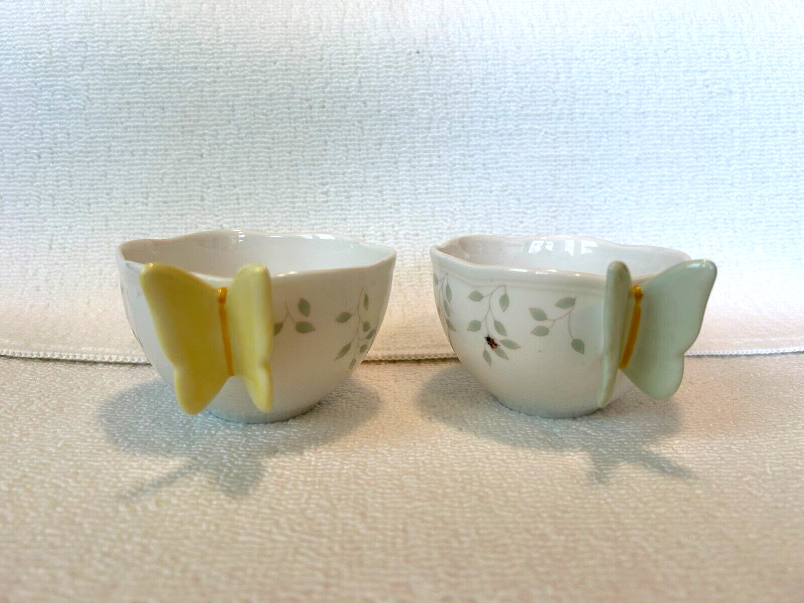 (2) Lenox Teacup Butterfly Meadow Handle Coffee Cup Mug w/ a Bumble Bee