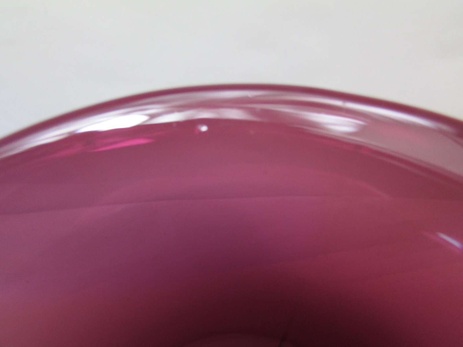Vintage Cambridge Glass Purple Amethyst 11 3/4″ Vase Flared Rim #402