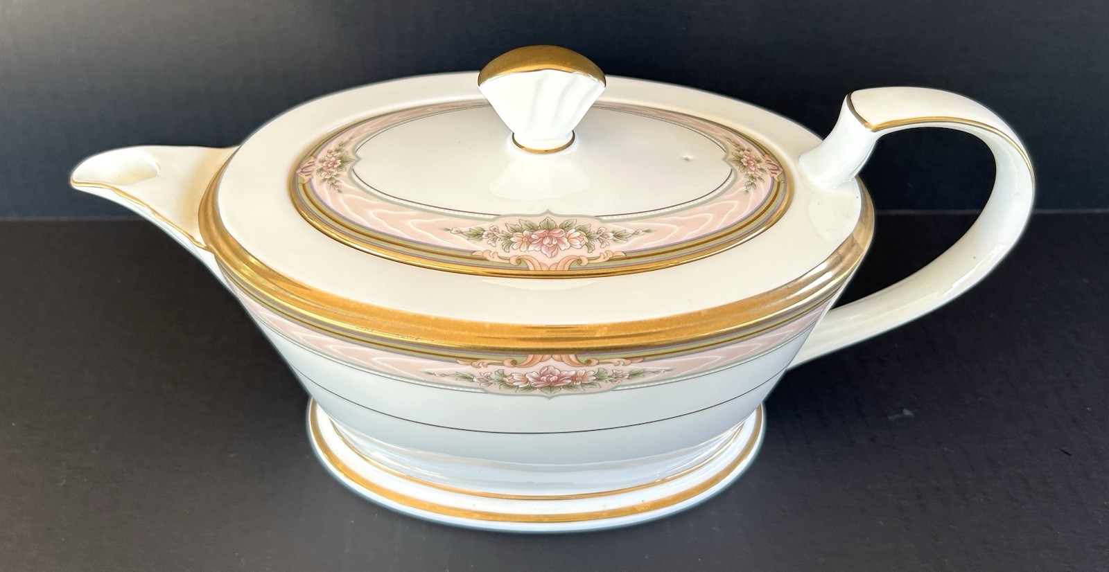 Noritake Bone China Romanticize Teapot Pot Pink Floral Band