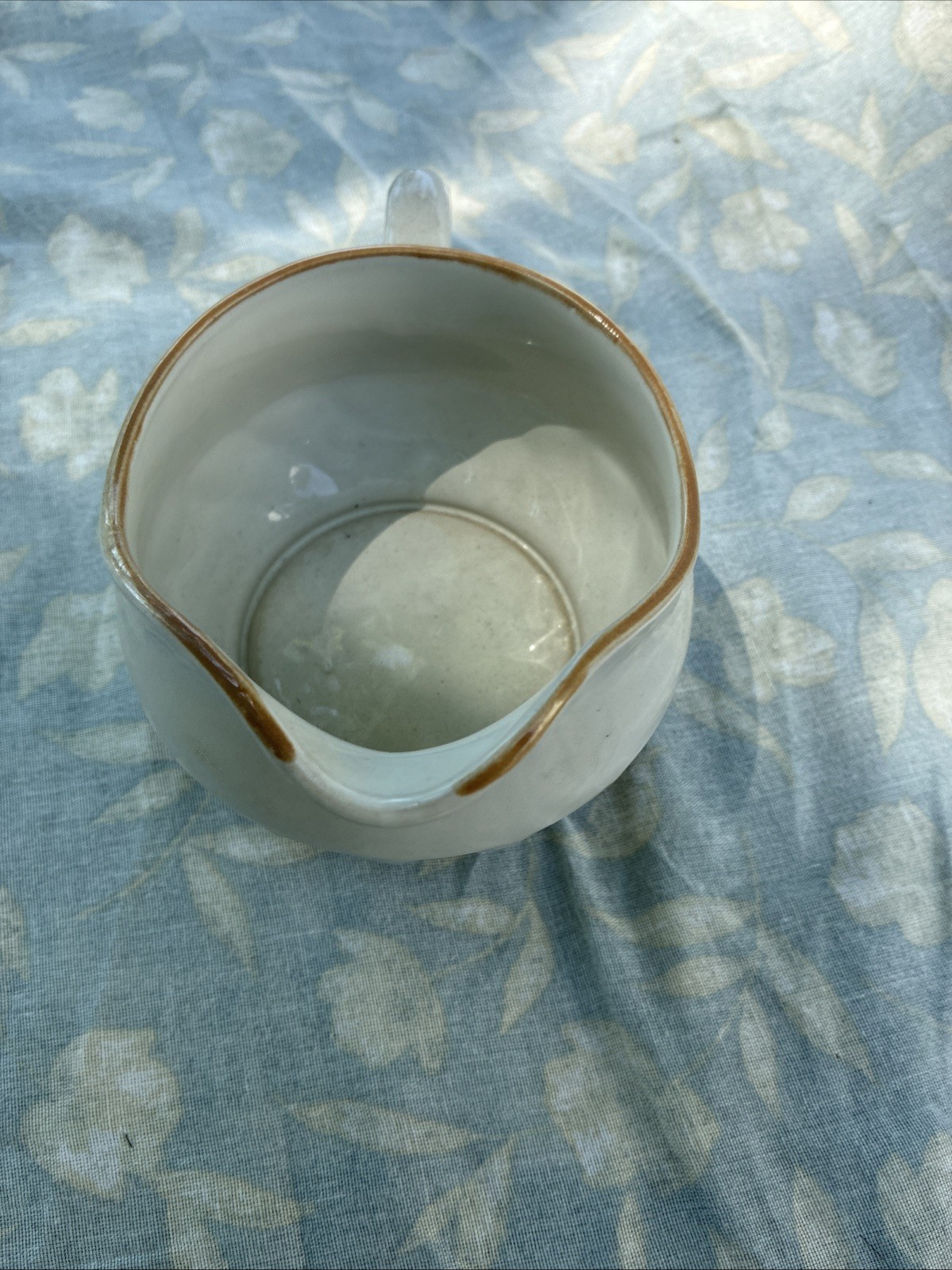 Sculptura Hearthside Stoneware Plate Saucer Creamer Pitcher