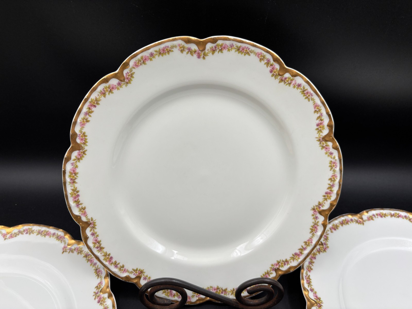 Haviland “SCHLEIGER 524″ Germany ~ Set of 4 ~ Dinner Plates ~ 9 3/4”
