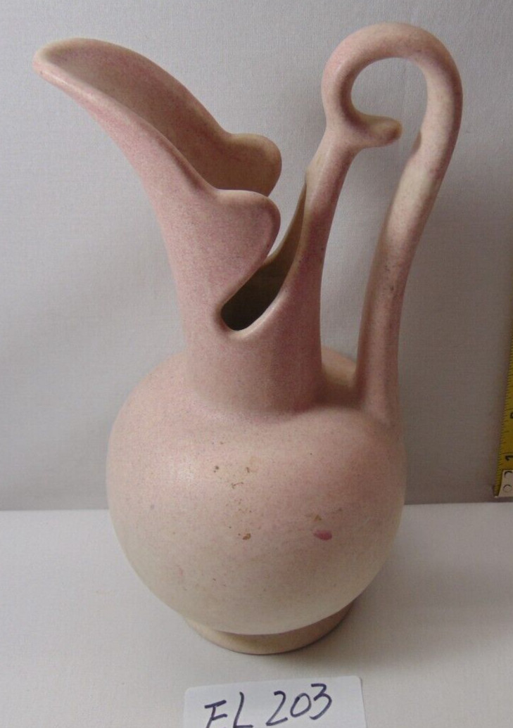 VINTAGE NILOAK PITCHER OZARK ART POTTERY ART DECO PINK & WHITE 9 1/4″ Tall