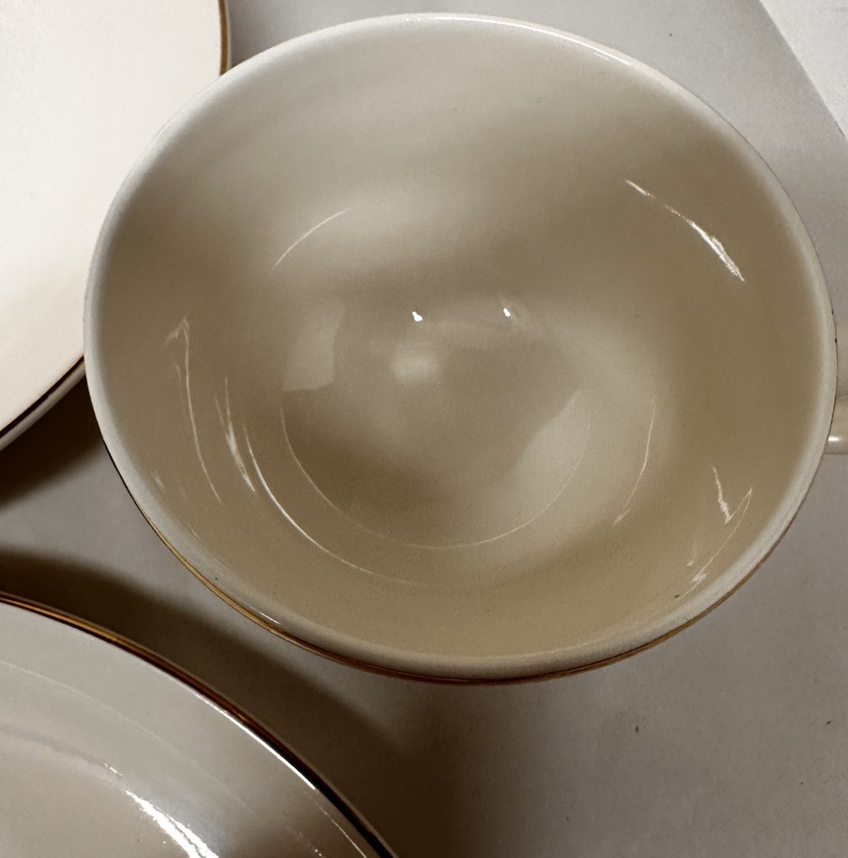 Taylor Smith Wheat Pattern Dish’s 1950s USA Made Eight Piece Set E7