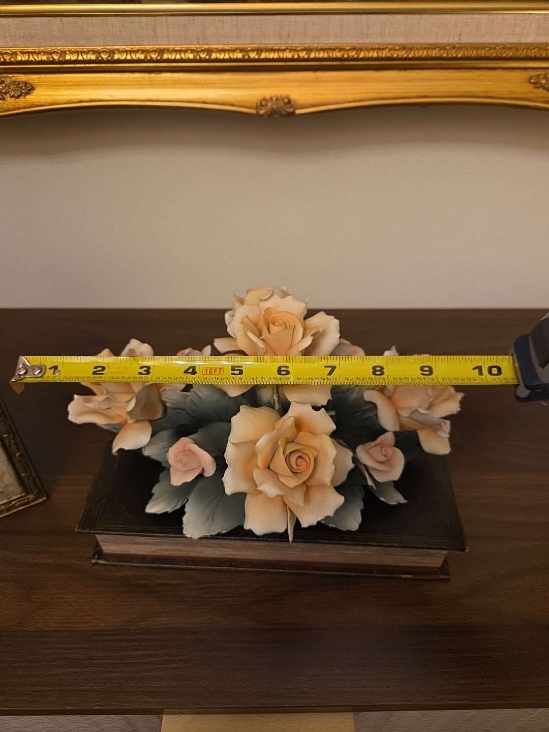 VINTAGE HAND PAINTED CAPODIMONTE ROSE FLORAL CENTERPIECE