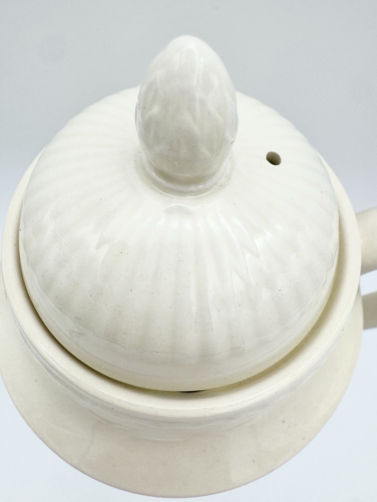 Wedgwood Edme – 3 Cup Small Coffee Pot & Lid, 8 5/8”