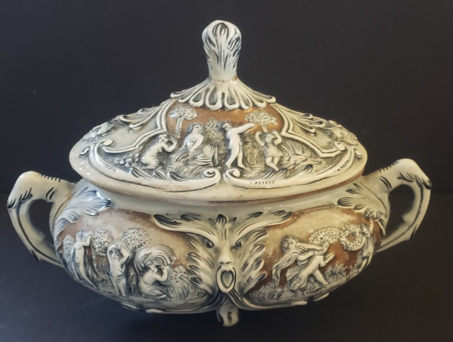 Vintage Capodimonte Porcelain 2-Piece Soup Tureen Bowl – Italy – Cherubs – 10″