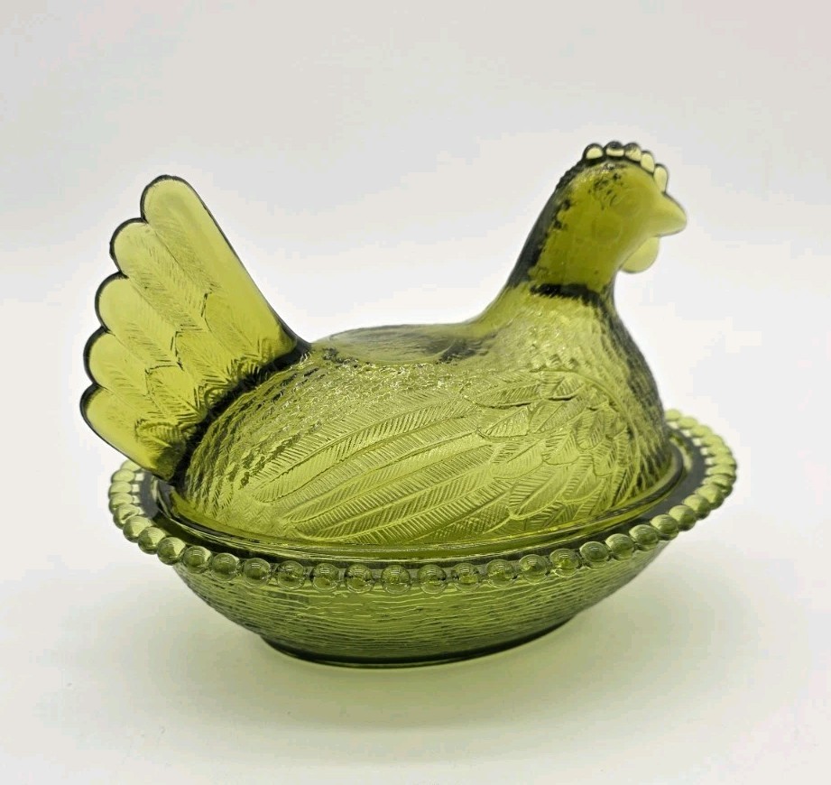 Vintage Indiana Green Glass Hen On Nest Covered Candy Dish 7″ Farmhouse Chicken