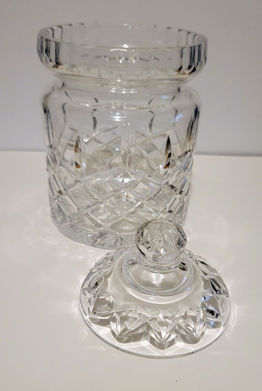 Vintage Lead Crystal Cut Glass Biscuit Barrel or Cookie / Candy Jar 6.75″