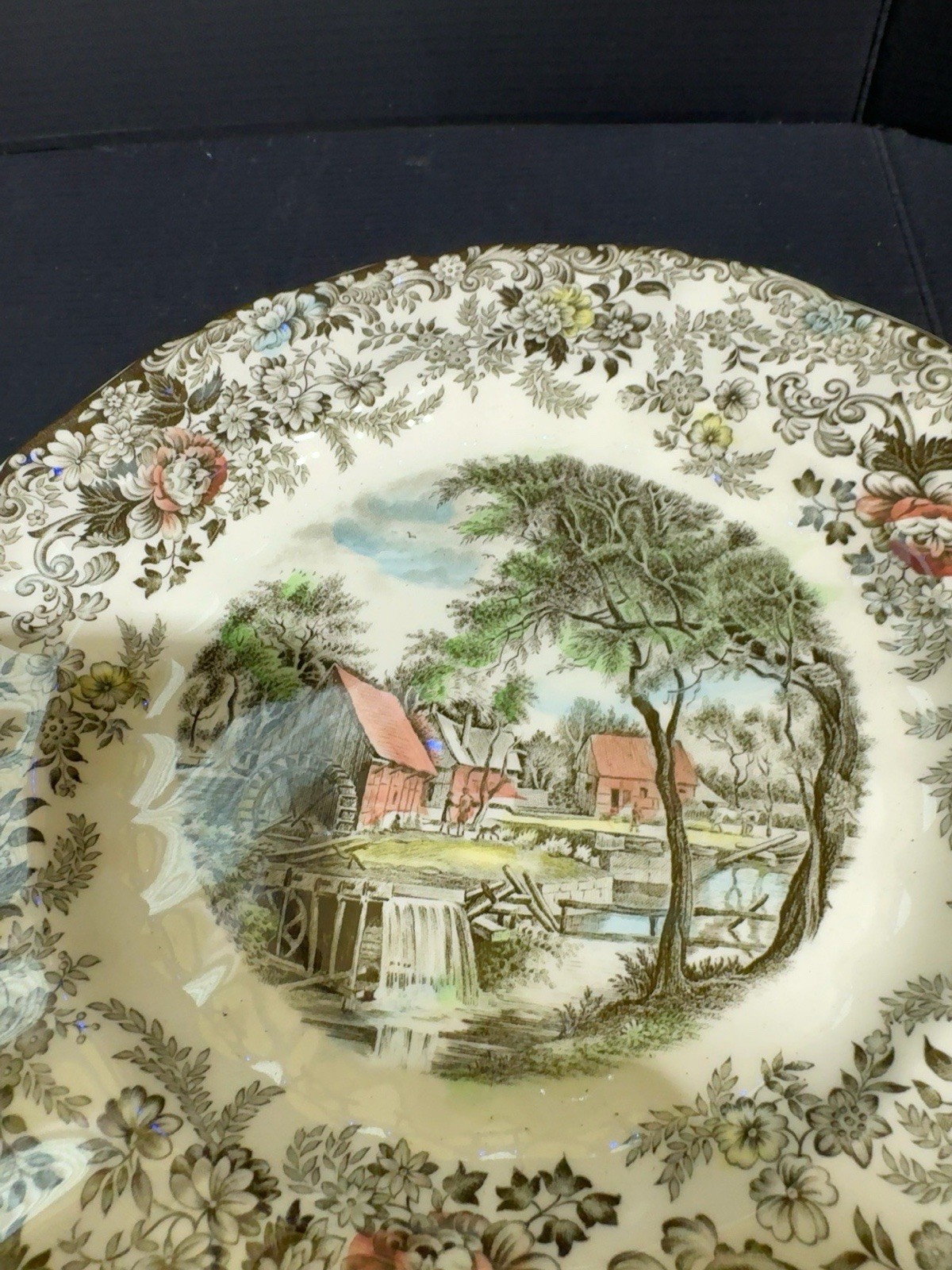 Johnson Bros Mill Stream Dinner Plate 10.25” Made In England Floral Transferware