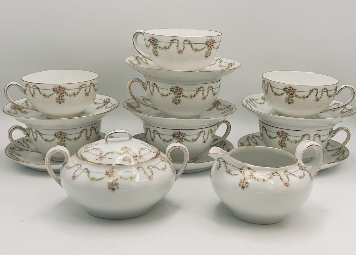 Antique Tirschenreuth Bavaria Arbutus 17 Pc Pink Garland Cups Saucers Servers