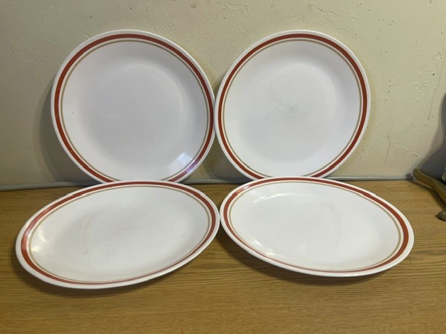 EUC CORELLE (4) DINNER PLATES CINNAMON CHESTNUT RUST GOLD TRIM 10 1/4″ CORNING