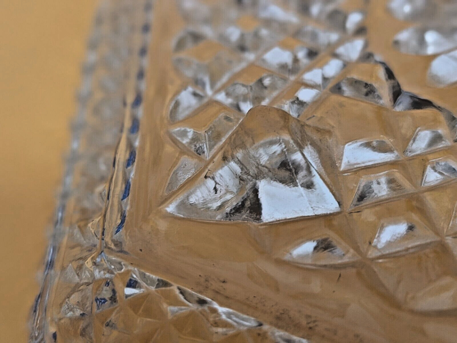 Anchor Hocking 3 Footed Hexagonal Glass Starburst Pattern Serving/Trinket Dish